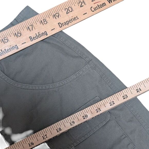 Eddie Bauer Hip Hop Cargo Shorts size 18 Tall cotton hiking camping granola - Picture 7 of 10